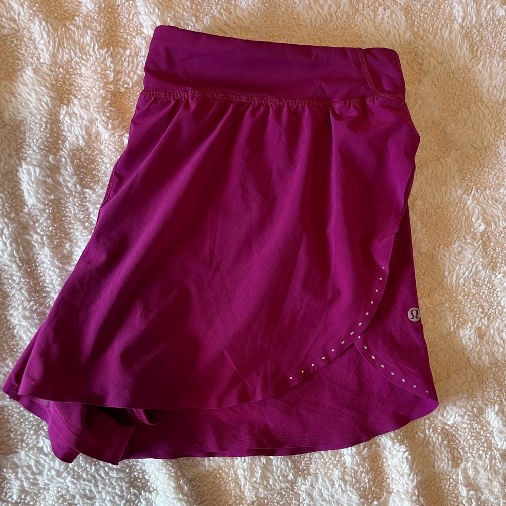 Lululemon athletics Fast and Free 3" Short in
Magenta Purple Size 14